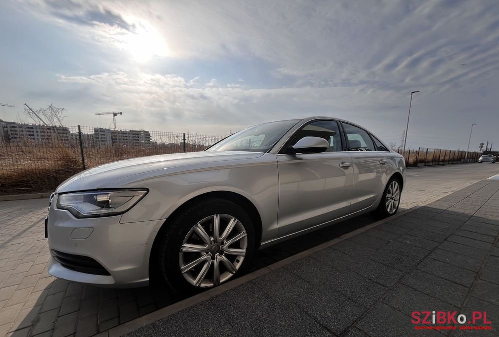 2014' Audi A6 Limousine photo #2