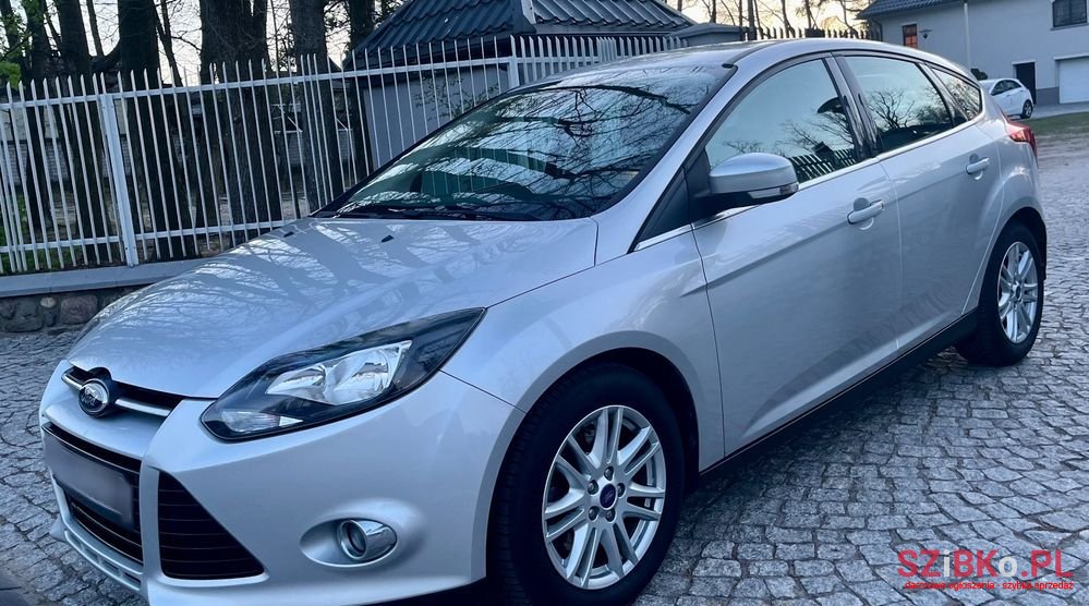 2014' Ford Focus photo #3