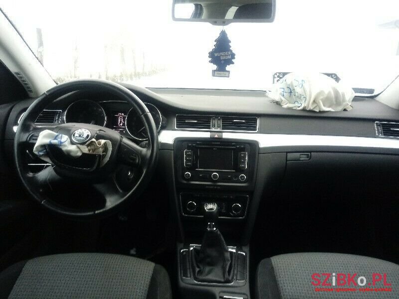 2013' Skoda Superb photo #1