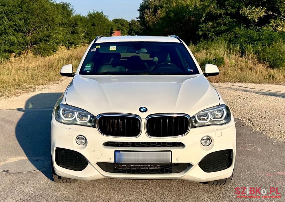 2013' BMW X5 Xdrive30D photo #2
