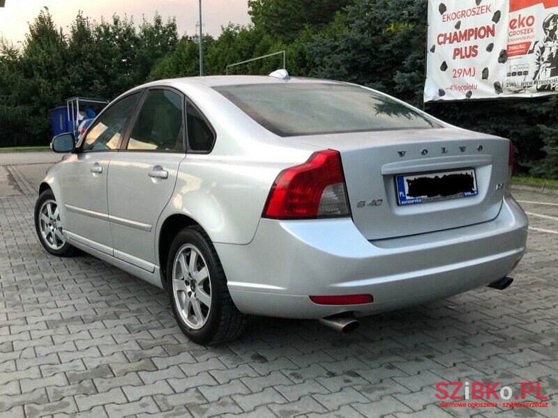 2011' Volvo S40 photo #4