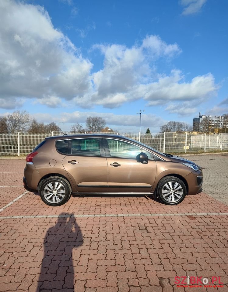 2014' Peugeot 3008 1.6 Hdi Active photo #5