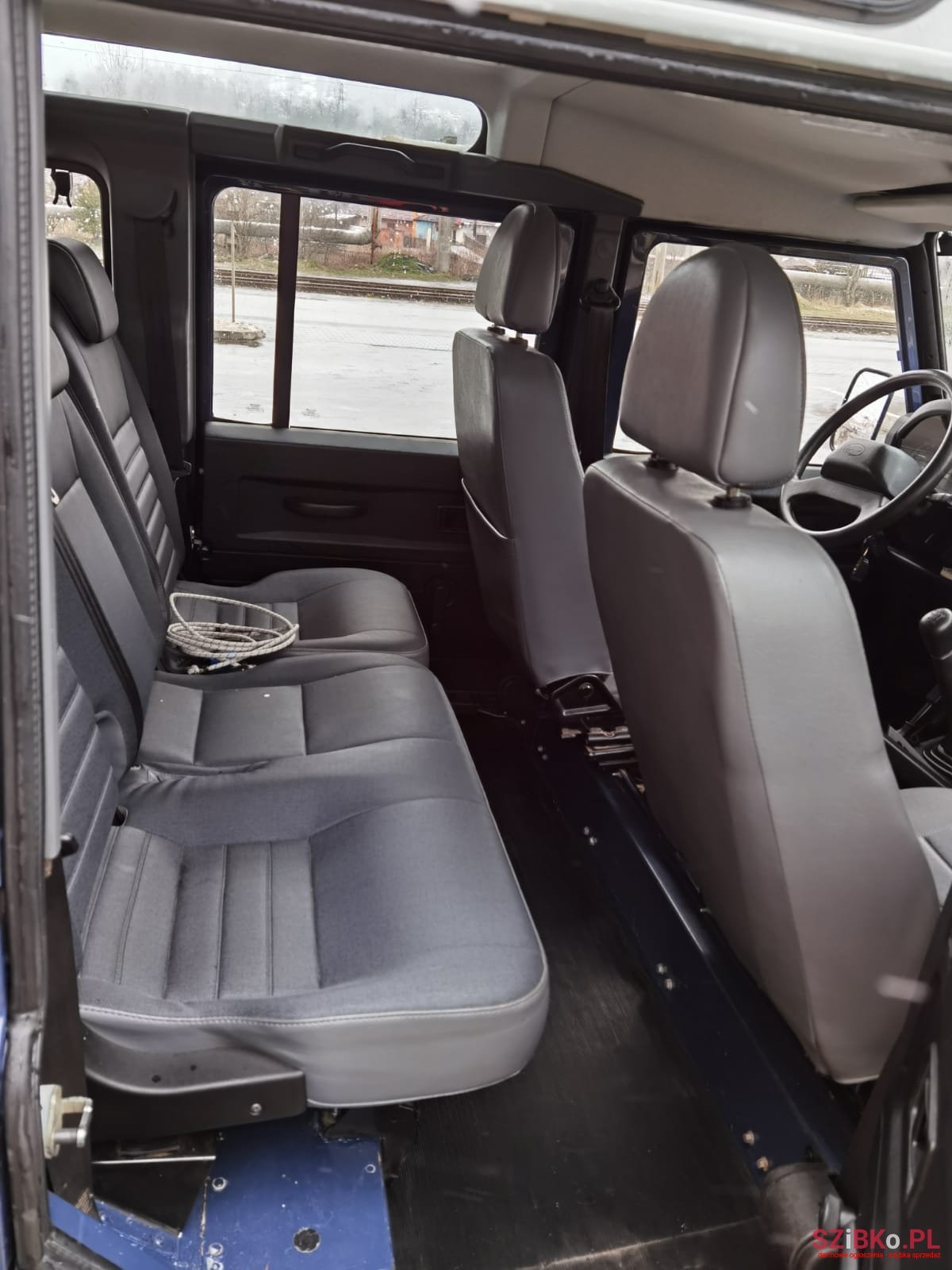 2009' Land Rover Defender 110 photo #5