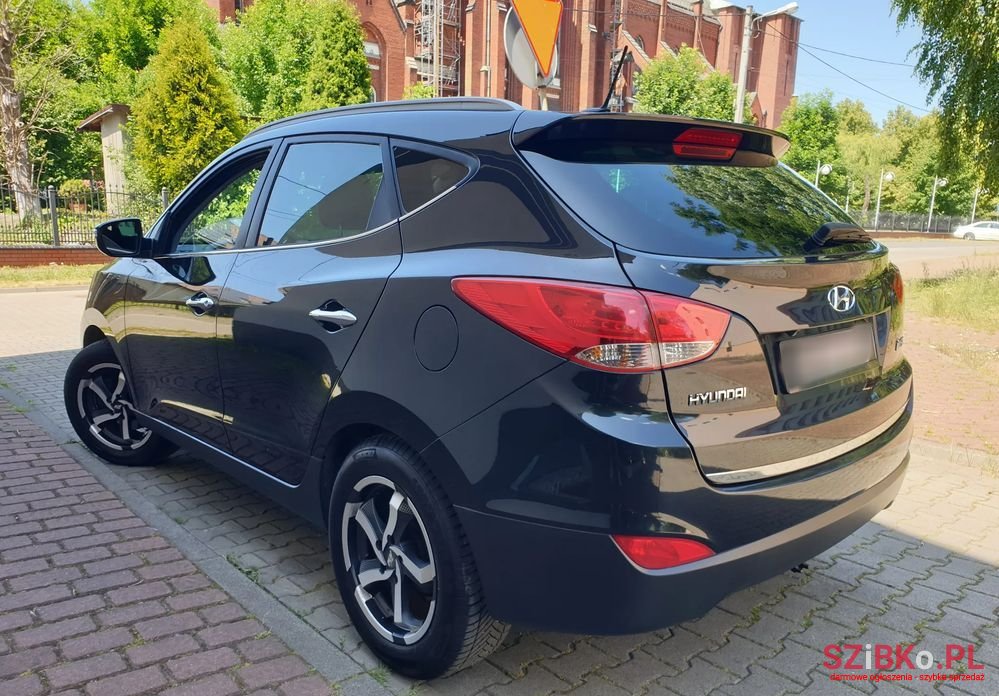 2011' Hyundai ix35 2.0 Premium photo #5