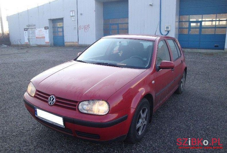 2000' Volkswagen Golf photo #1