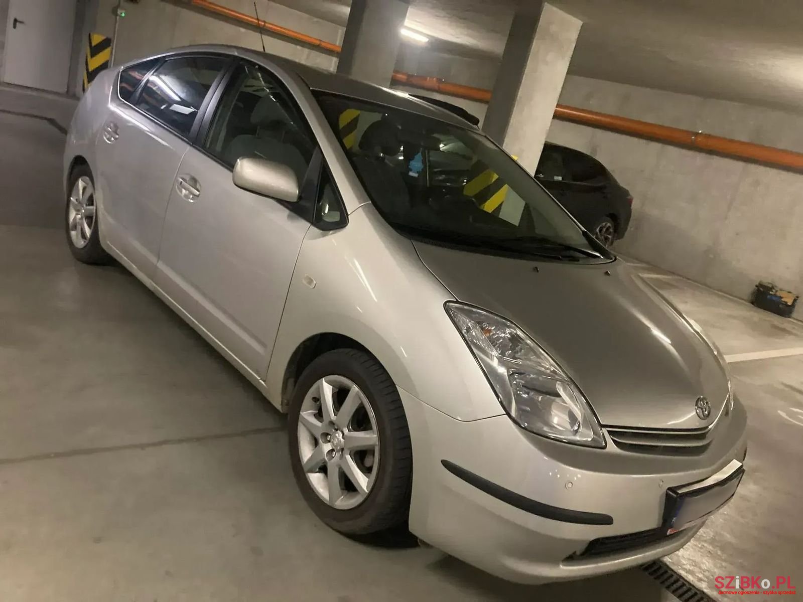 2005' Toyota Prius photo #1