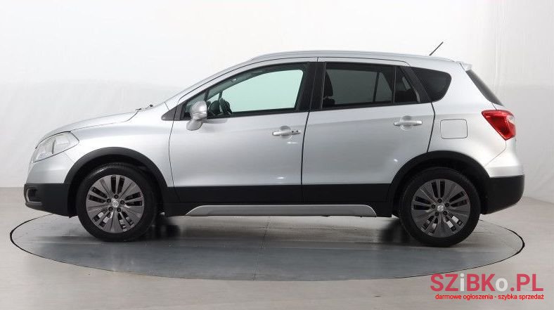 2014' Suzuki SX4 S-Cross photo #2