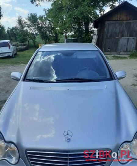 2002' Mercedes-Benz Klasa C photo #2