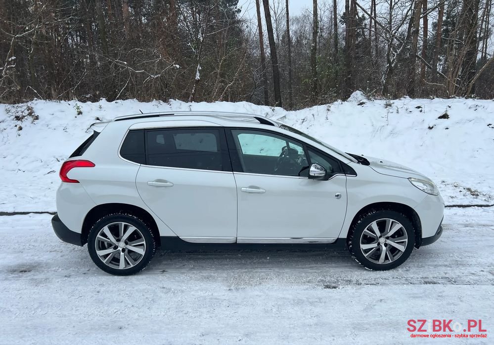 2015' Peugeot 2008 1.6 E-Hdi Allure S&S photo #5