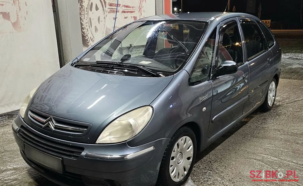 2008' Citroen Xsara Picasso photo #1