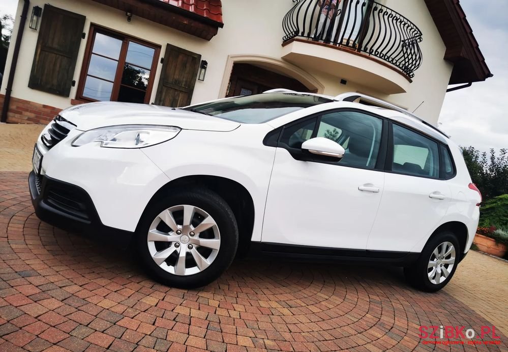 2015' Peugeot 2008 photo #1