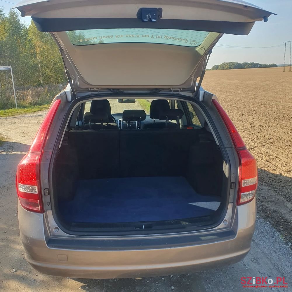 2010' Kia Ceed photo #5