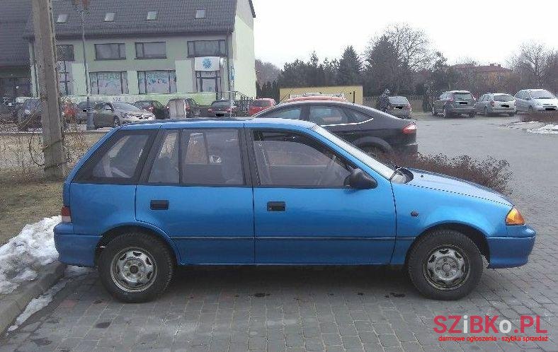 2002' Suzuki photo #1