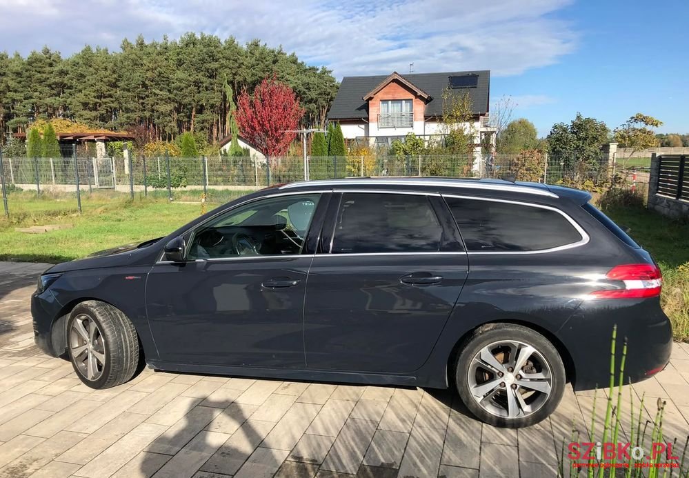 2015' Peugeot 308 photo #5