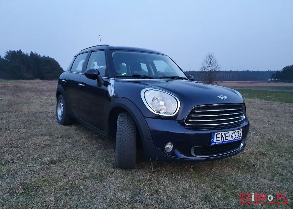 2011' MINI Countryman photo #3