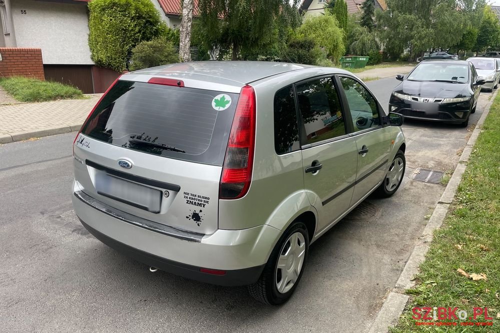 2004' Ford Fiesta photo #3