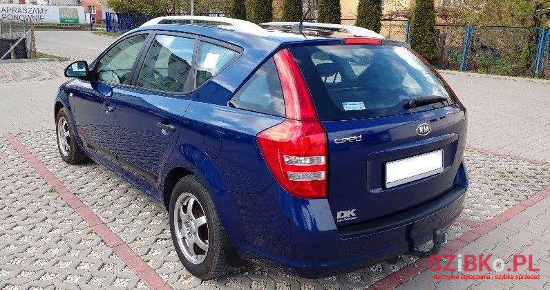 2008' Kia Ceed photo #2