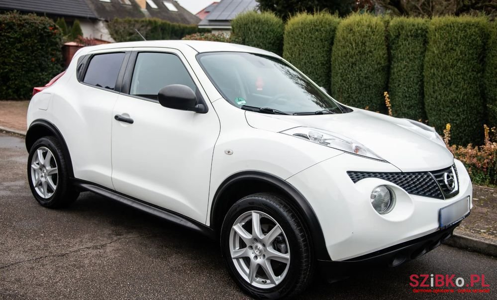 2011' Nissan Juke 1.6 Acenta photo #3