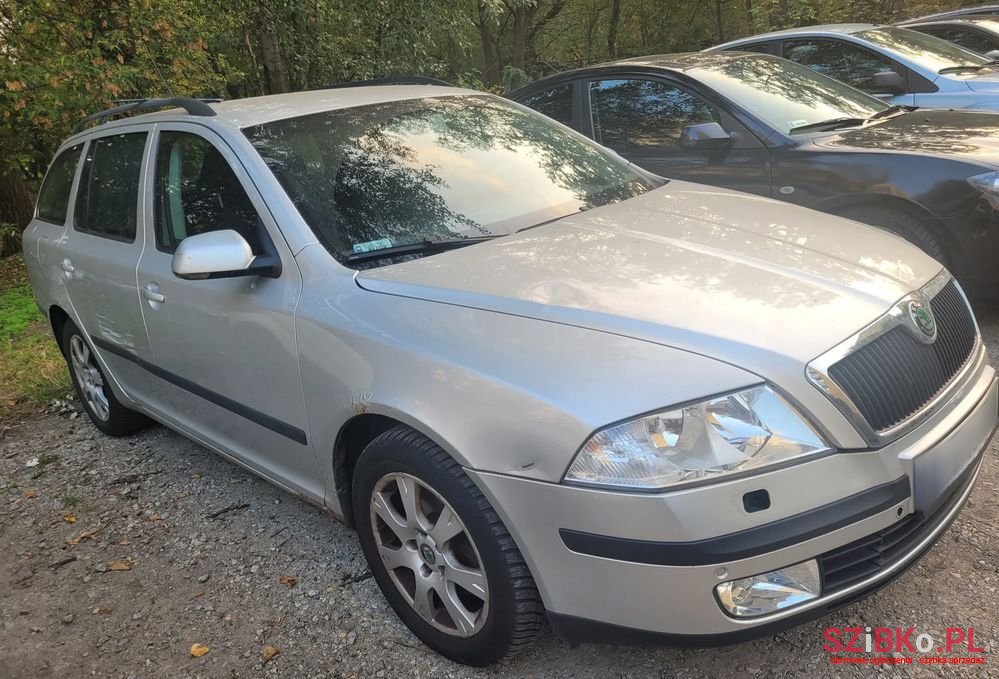 2006' Skoda Octavia photo #2