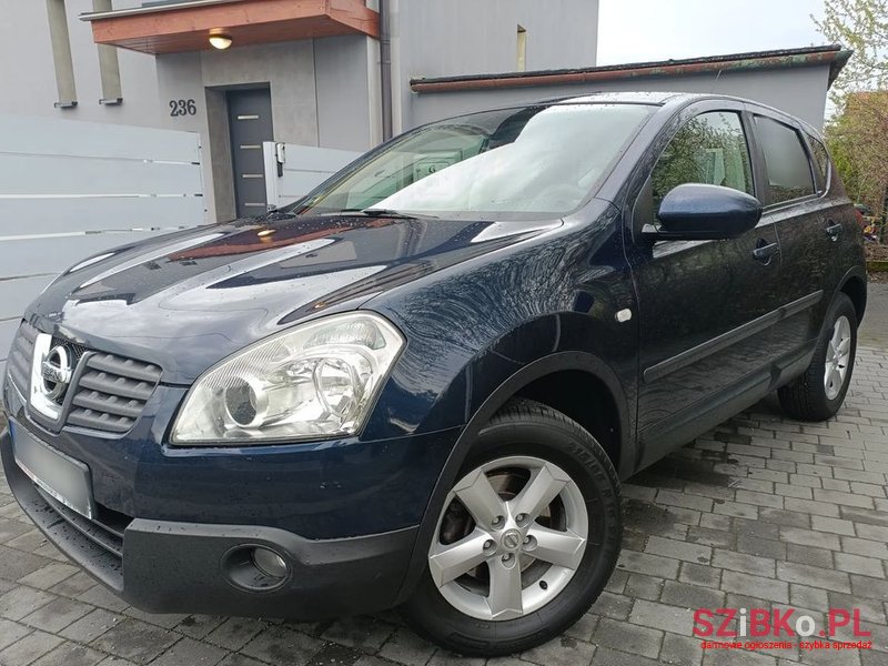2007' Nissan Qashqai 2.0 4X4 Acenta photo #1