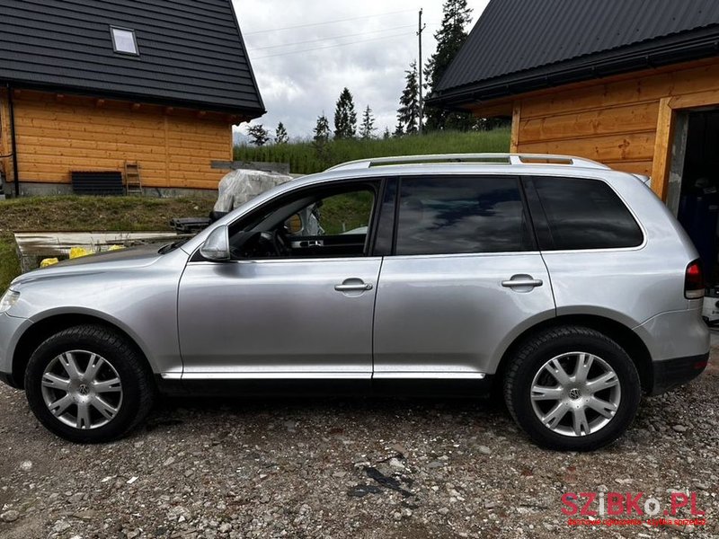 2008' Volkswagen Touareg photo #4