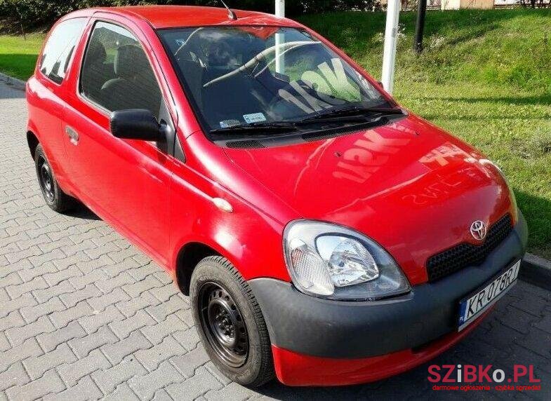 2002' Toyota Yaris photo #1