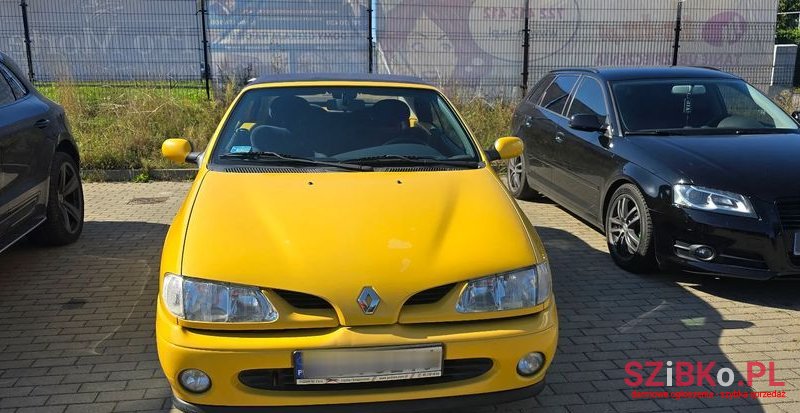 1997' Renault Megane Coach 2.0 16V photo #1