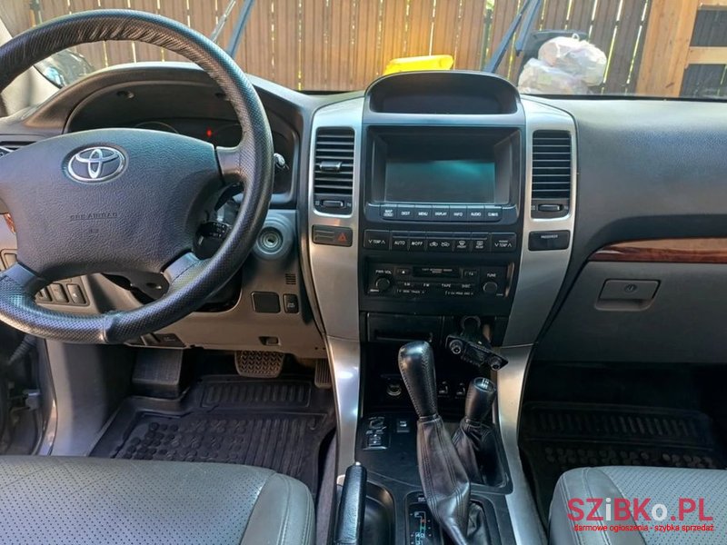 2007' Toyota Land Cruiser photo #4