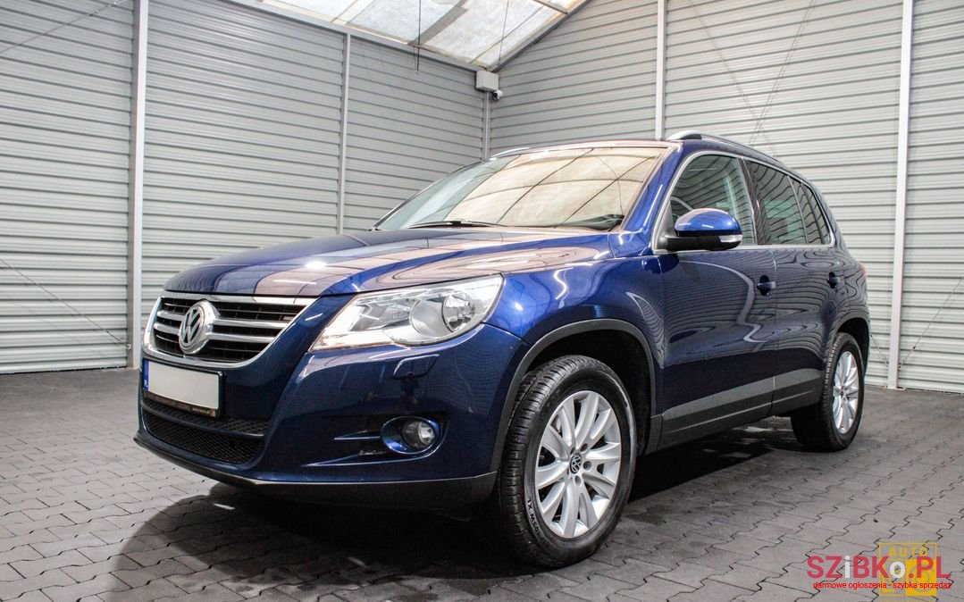 2008' Volkswagen Tiguan photo #1