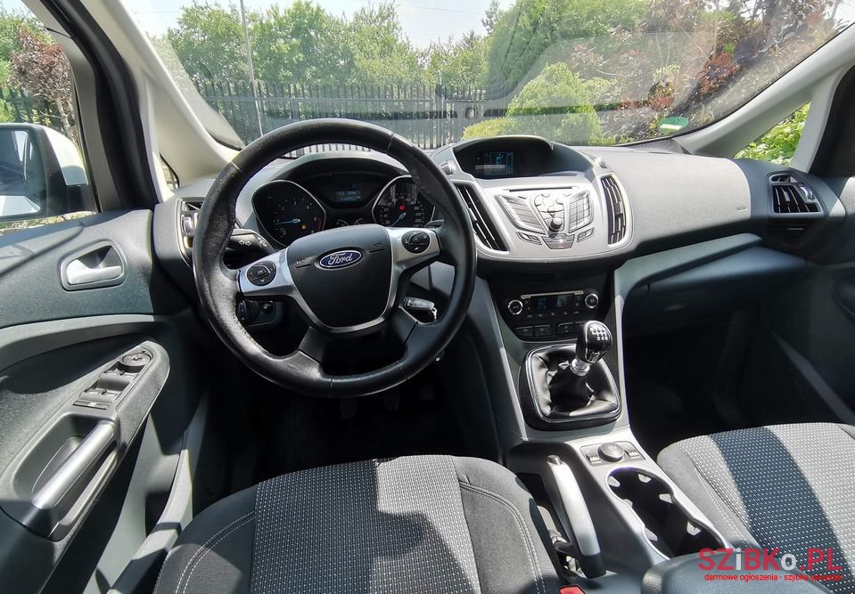 2014' Ford C-MAX photo #5