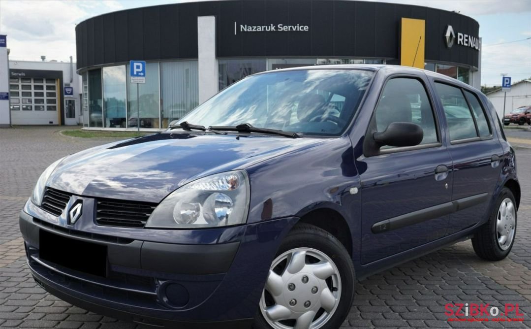 2005' Renault Clio photo #1