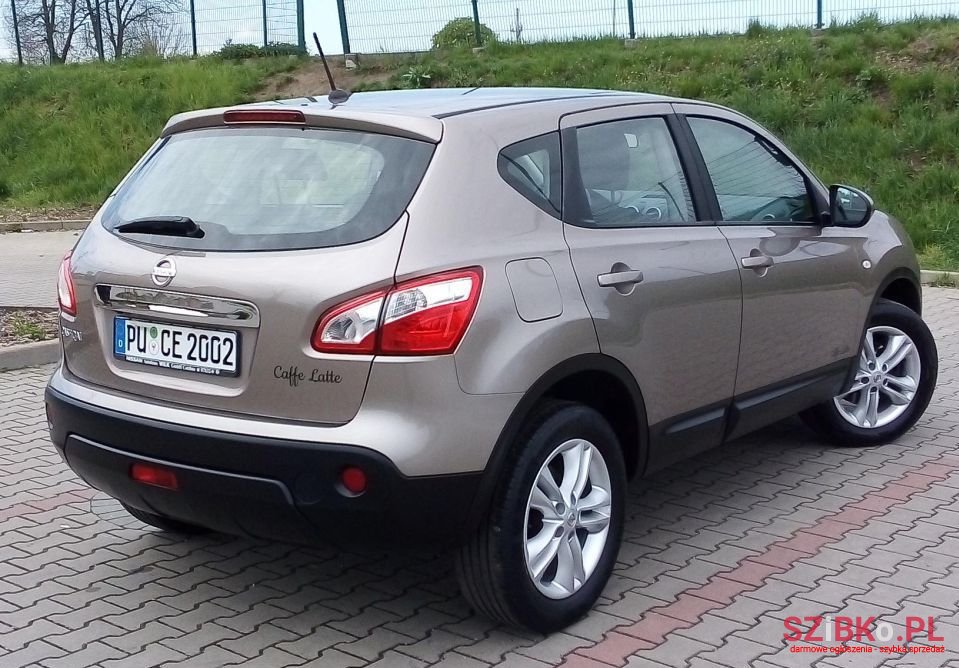 2012' Nissan Qashqai photo #2