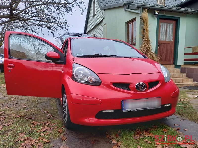 2008' Toyota Aygo photo #6