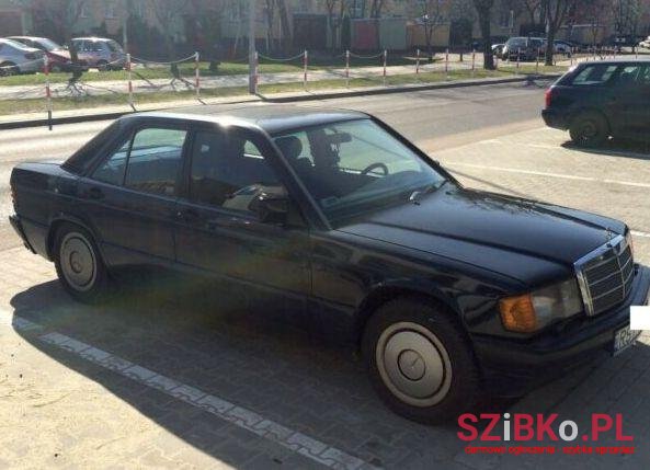 1991' Mercedes-Benz 190 photo #4