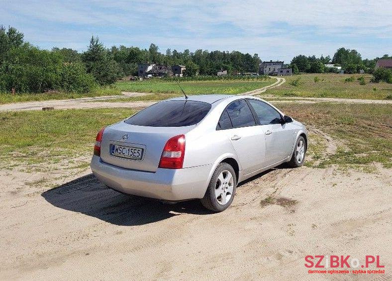 2002' Nissan Primera photo #1