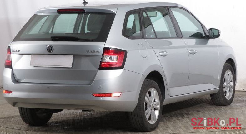 2018' Skoda Fabia photo #4