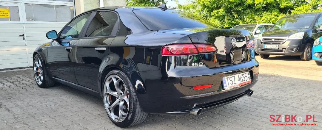 2006' Alfa Romeo 159 photo #5