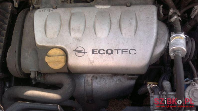 2000' Opel Zafira photo #2