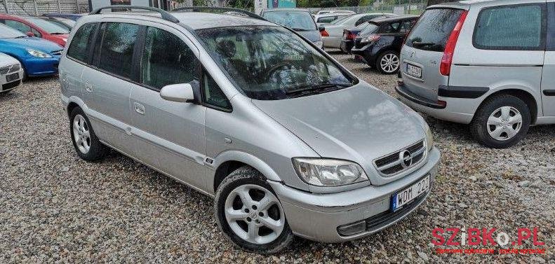 2005' Opel Zafira photo #1