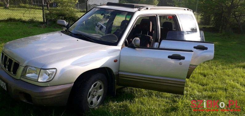 2001' Subaru Forester photo #1
