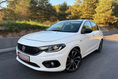 2017' Fiat Tipo