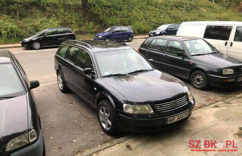 2000' Volkswagen Passat photo #1