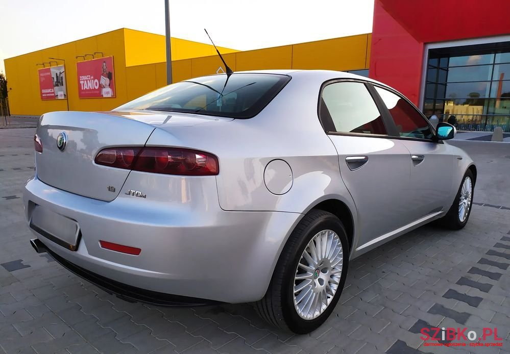 2007' Alfa Romeo 159 photo #3
