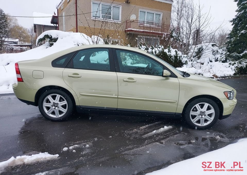 2004' Volvo S40 photo #1