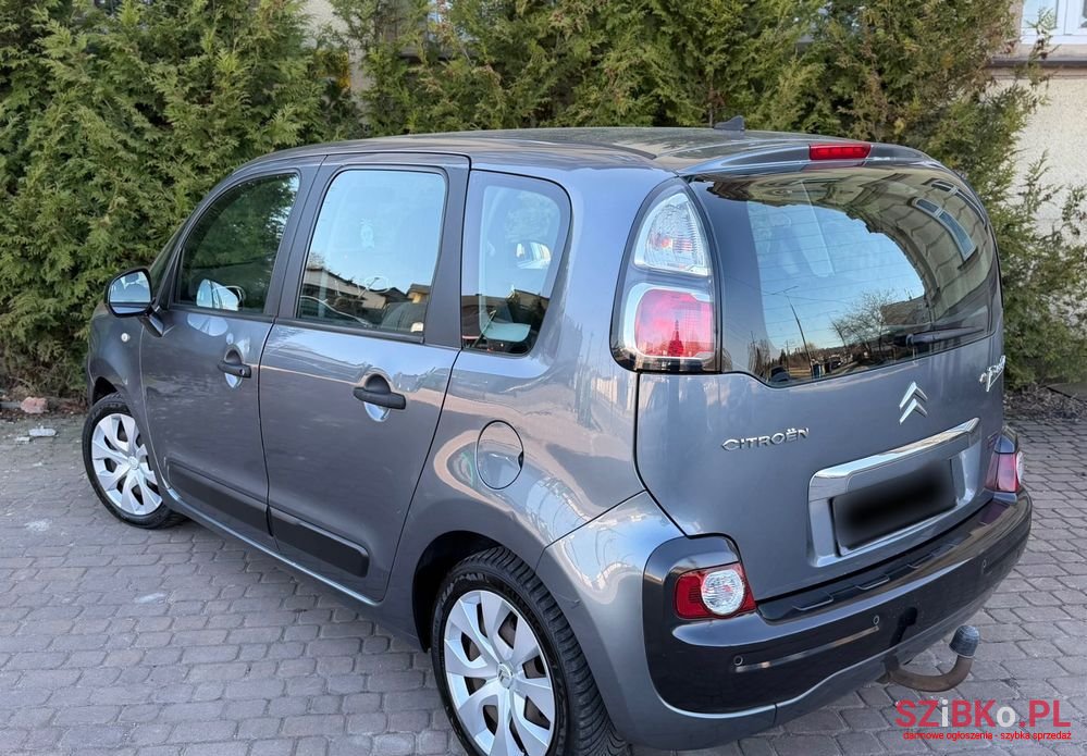 2011' Citroen C3 Picasso photo #5