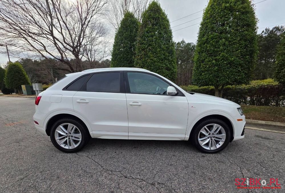 2018' Audi Q3 photo #5