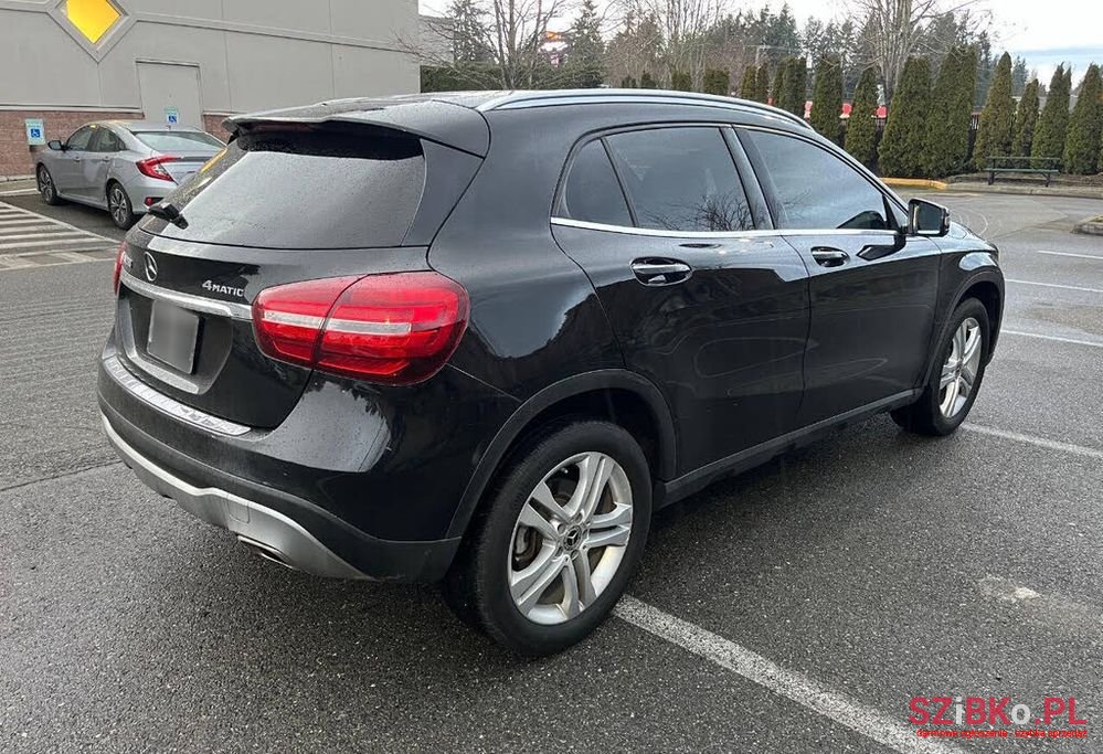 2018' Mercedes-Benz GLA photo #5