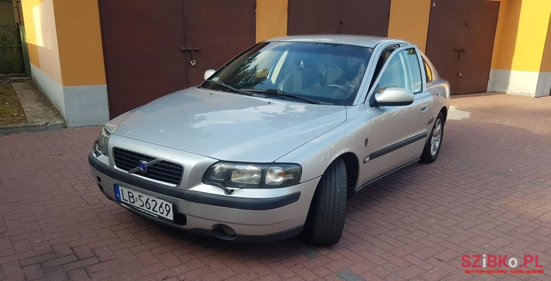 2001' Volvo S60 photo #1