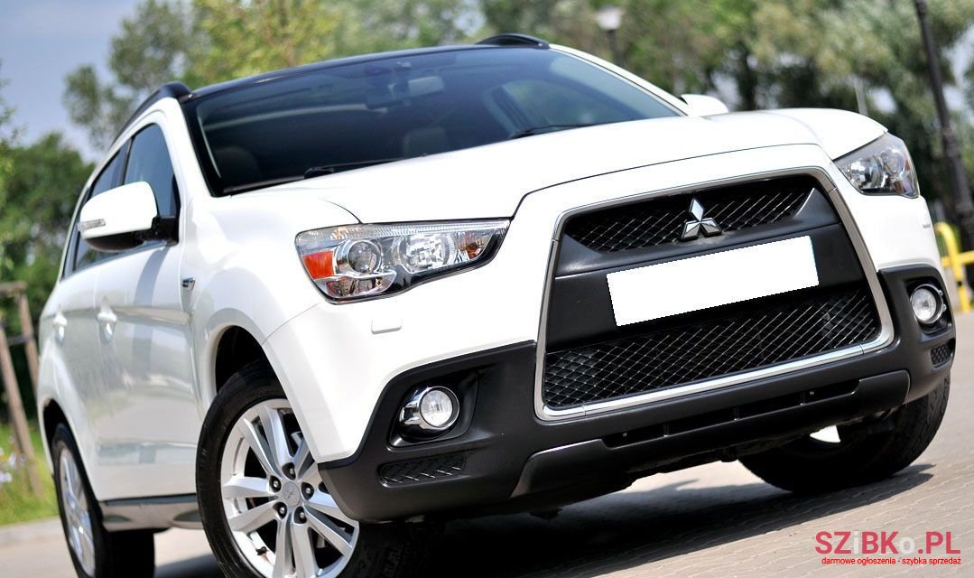 2010' Mitsubishi ASX photo #1