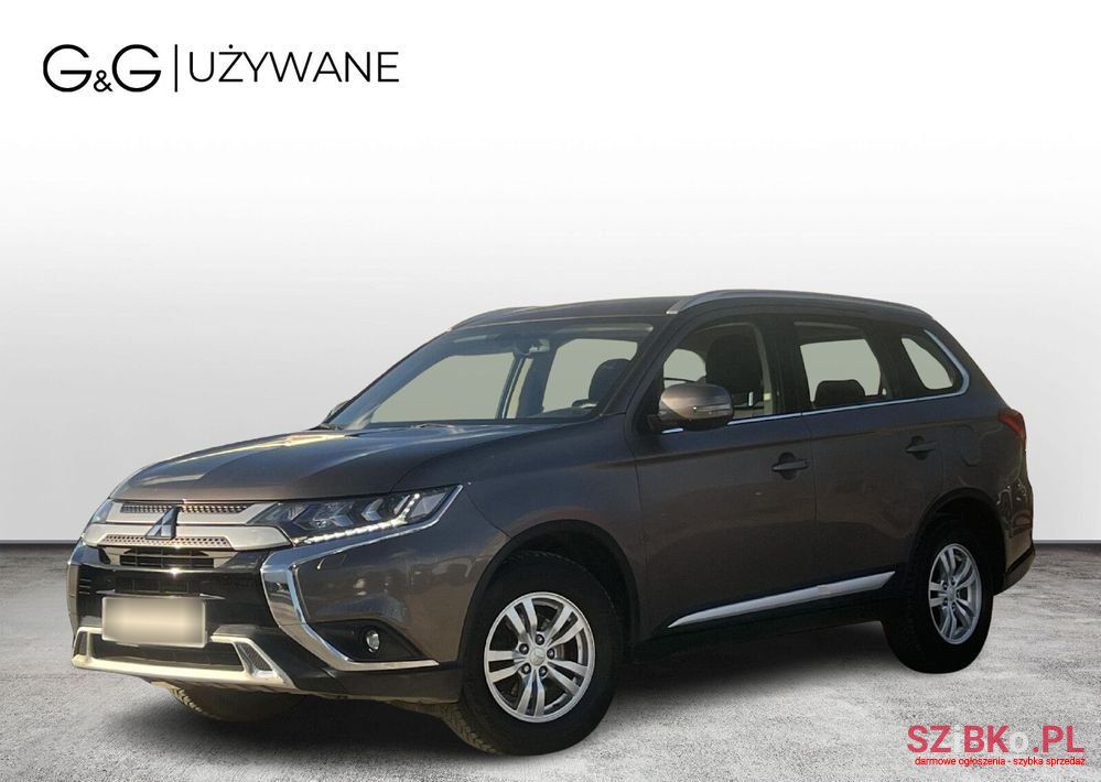 2018' Mitsubishi Outlander 2.0 City Style 2Wd photo #1